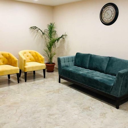 Hotel Ak Suites Patiāla Kültér fotó